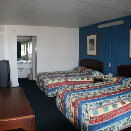 Budget Inn - Charlotte Ruang foto