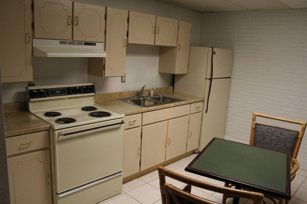 Budget Inn - Charlotte Bagian luar foto