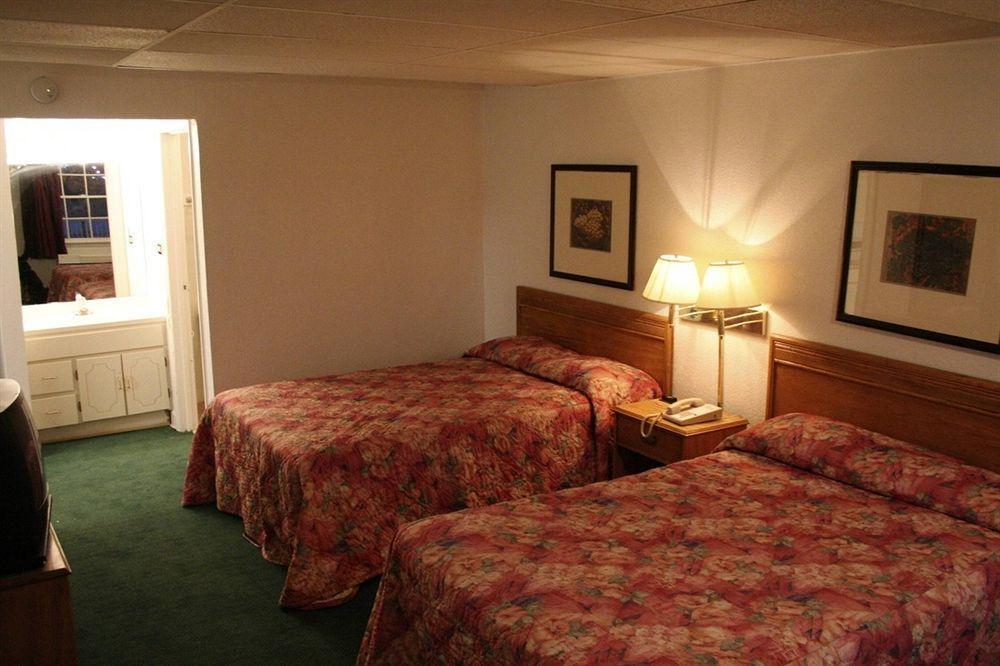 Budget Inn - Charlotte Bagian luar foto