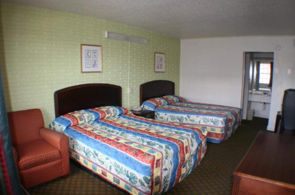 Budget Inn - Charlotte Bagian luar foto