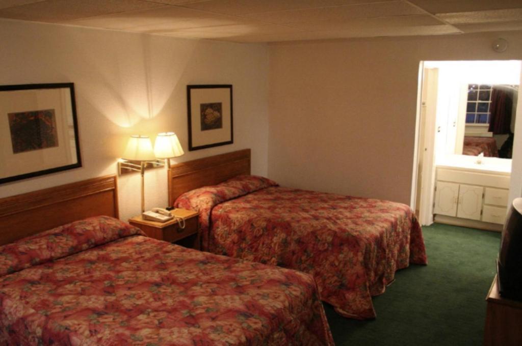 Budget Inn - Charlotte Bagian luar foto